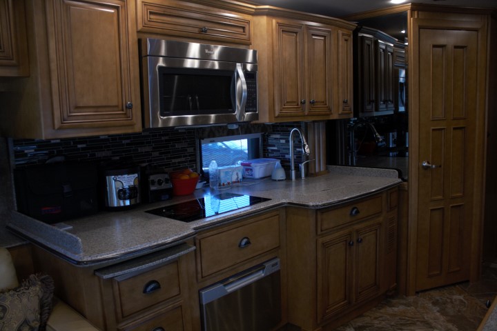 Biggest RV oven we've seen and it plays double duty: Convection/Microwave!
