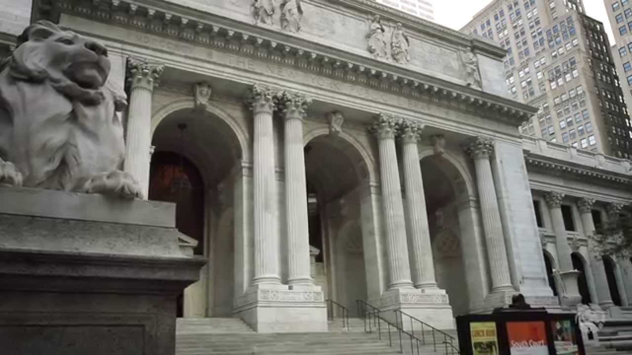 Normally public libraries would not be on my radar, but the New York City public Library is one of the best Free Things To Do in New York!
