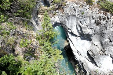 Marble Canyon Hike is the most beautiful spot in ll of the Kootenay National Park!